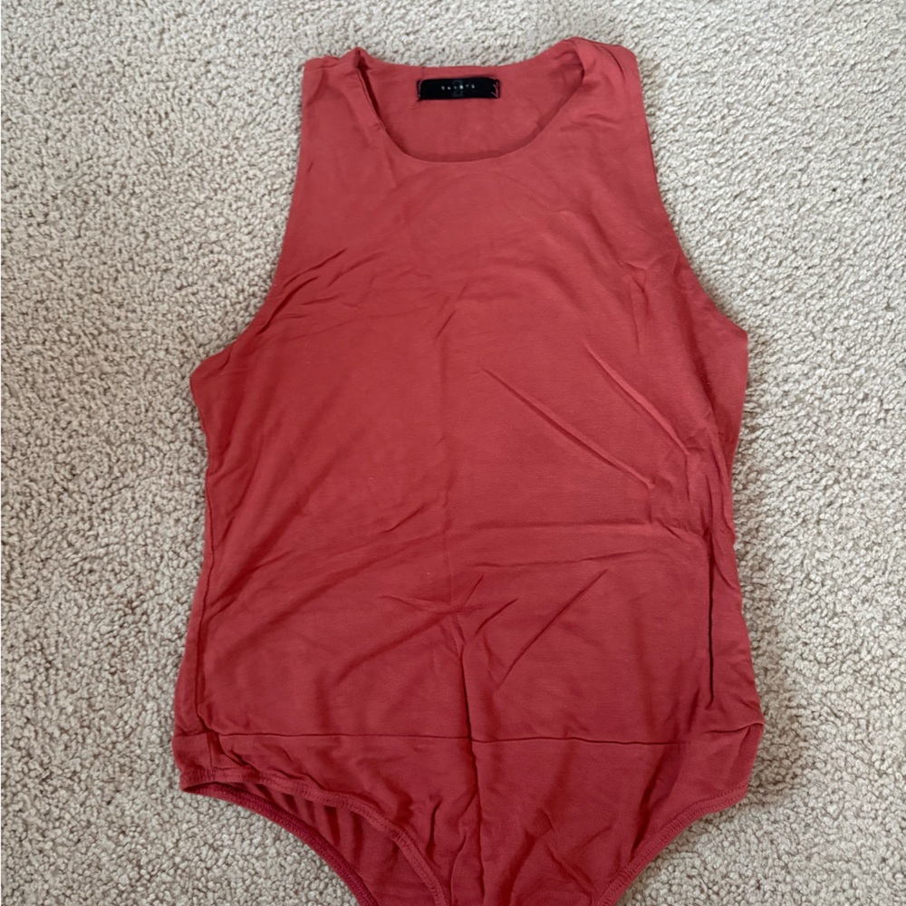 Chic Sleeveless Rust Bodysuit